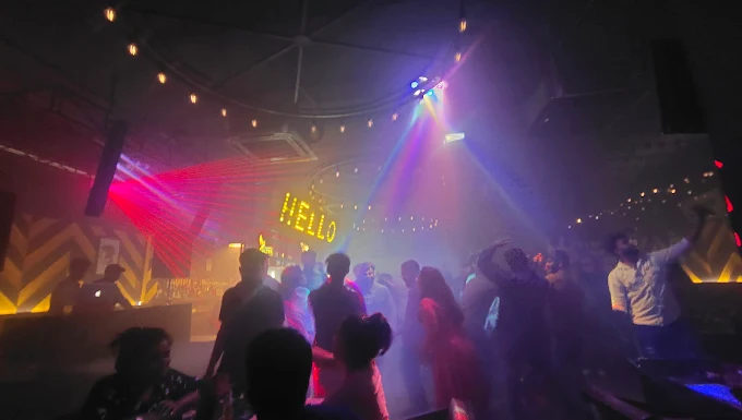 Top Clubs in Udaipur – Curated List of the Best Nightlife Spots 5 This image has an empty alt attribute; its file name is image-4.png